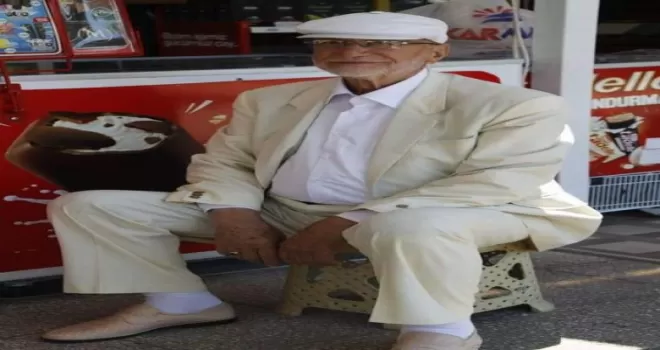 Eynesil Belediye Başkanı Karadeniz’in baba acısı
