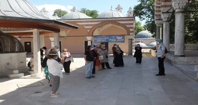 Eyüpsultan Belediyesi’nin halk gezileri başladı

