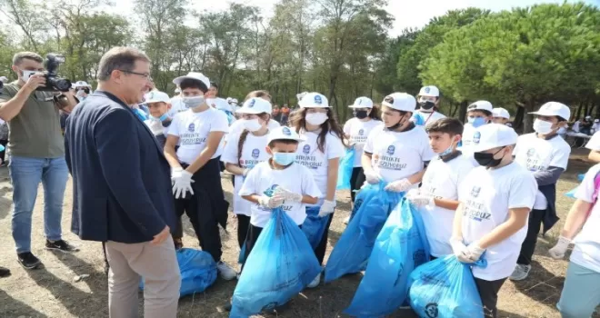 Eyüpsultan Belediyesinden ’Dünya Temizlik Günü’ etkinliği
