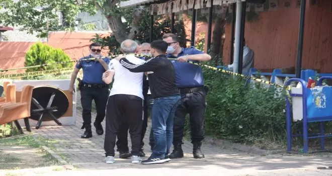 Eyüpsultan’da 21 yaşındaki genç silahla vurulmuş halde bulundu
