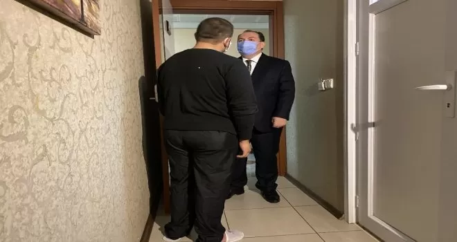 Eyüpsultan’da kimsesiz vatandaşlar otellerde misafir ediliyor
