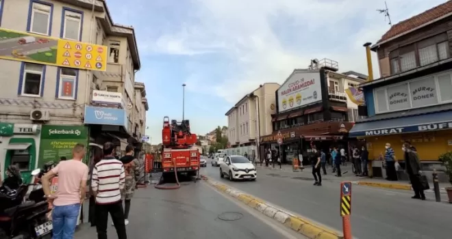 Eyüpsultan’da sürücü kursunda korkutan yangın

