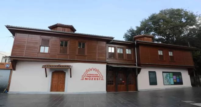 Eyüpsultan Türbe Hamamı Müzesi ziyaretçilerin ilgi odağı oldu
