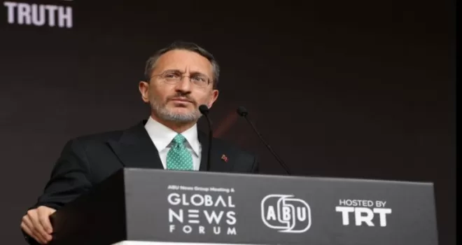 Fahrettin Altun: Hakikat odaklı habercilikte iş birliği şart
