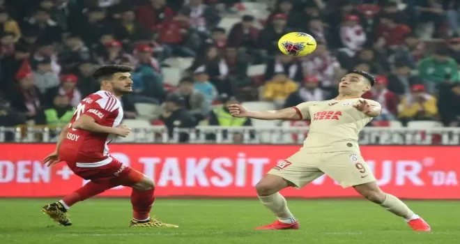 Falcao ligdeki 9. golünü attı
