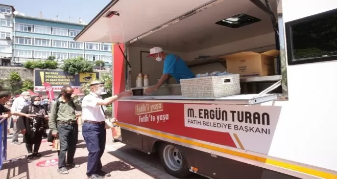 Fatih Belediyesi 65 yaş üstü vatandaşları misafir etti
