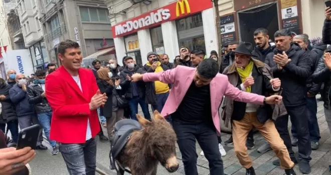 Fatih Bulut’tan yeni şarkı "Ölme Eşeğim Ölme"
