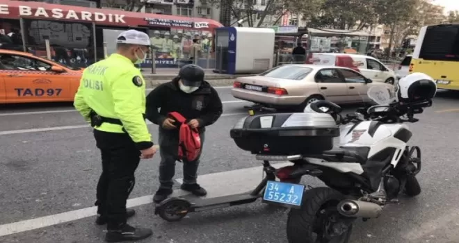 Fatih’te elektrikli scooter denetimi
