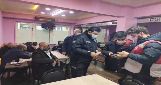 Fatih’te helikopter destekli asayiş uygulaması
