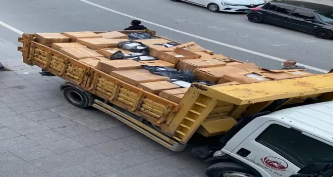 Fatih’te kaçak parfüm operasyonu
