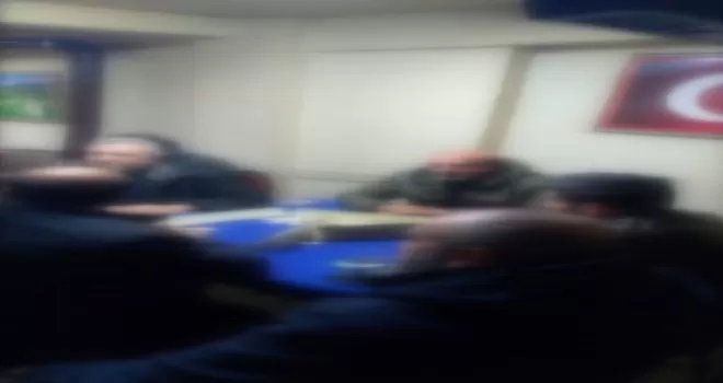 Fatih’te kıraathaneye ‘virüs’ baskını
