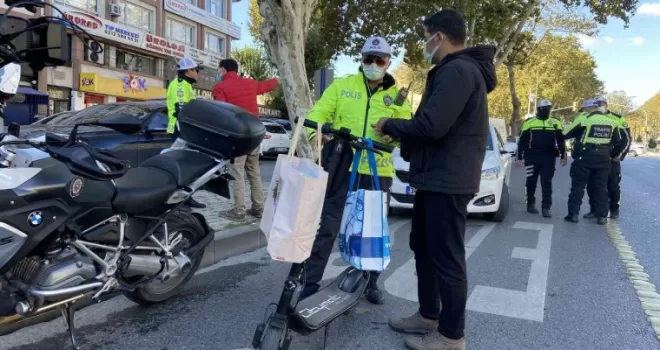 Fatih’te  kurallara uymayan elektrikli scooter sürücülerine ceza yağdı
