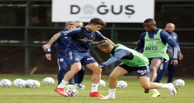Fenerbahçe, Antalyaspor hazırlıklarını sürdürdü
