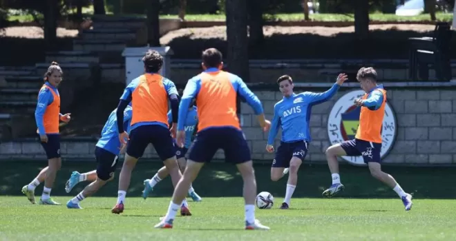 Fenerbahçe, Çaykur Rizespor maçı hazırlıklarını sürdürdü

