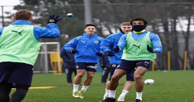 Fenerbahçe’de Altay Bayındır sevinci!
