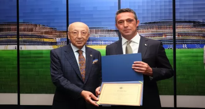 Fenerbahçe’de yeni yönetim mazbatasını aldı

