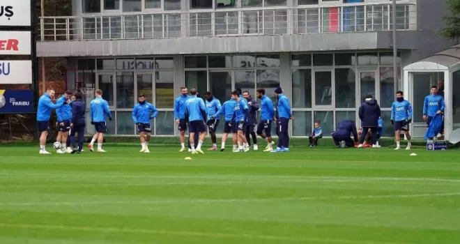 Fenerbahçe derbi hazırlıklarını sürdürdü
