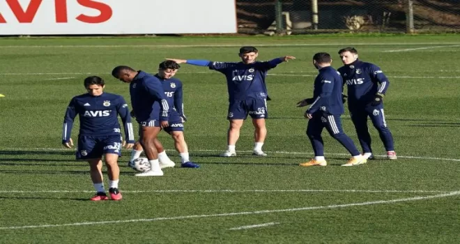 Fenerbahçe derbi hazırlıklarını sürdürdü
