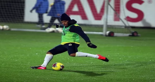 Fenerbahçe, Kayserispor maçı hazırlıklarını sürdürdü
