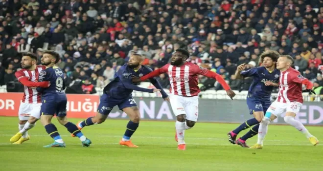 Fenerbahçe, Sivas’ta avantaj peşinde
