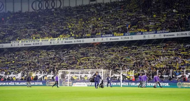 Fenerbahçe taraftarından derbide koreografi
