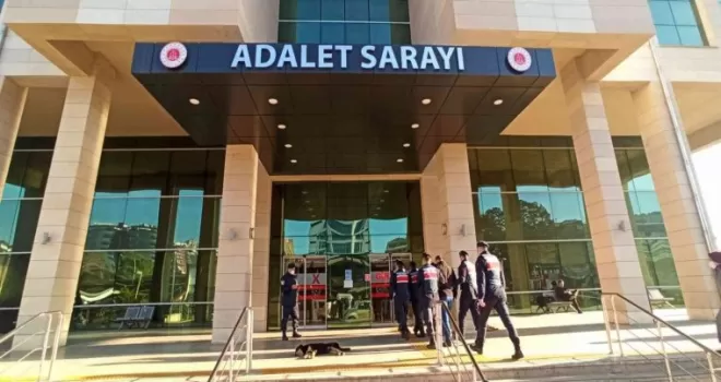 FETÖ üyesi saklandığı evde yakalandı
