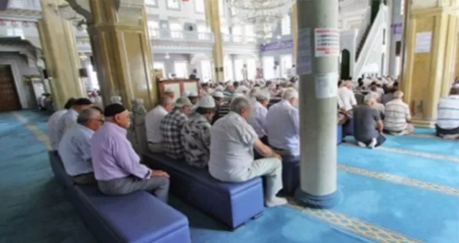 Namazlarınızı evinizde kılın!