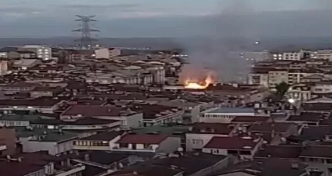 Fırtınadan uçan çatının tadilatında yangın: 1 yaralı
