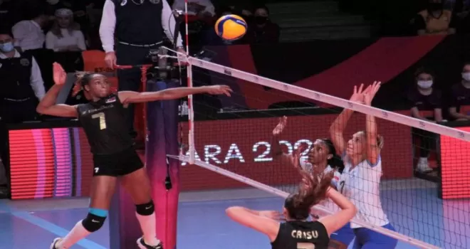 FIVB Kadınlar Dünya Kulüpler Şampiyonası: Minas Tenis Clube: 0 - VakıfBank: 3
