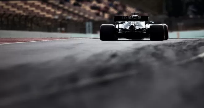 Formula 1’de sekizinci korona virüs ertelemesi
