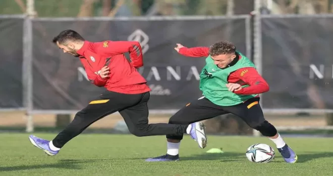 Galatasaray, Alanyaspor maçı hazırlıklarını çift antrenmanla sürdürdü
