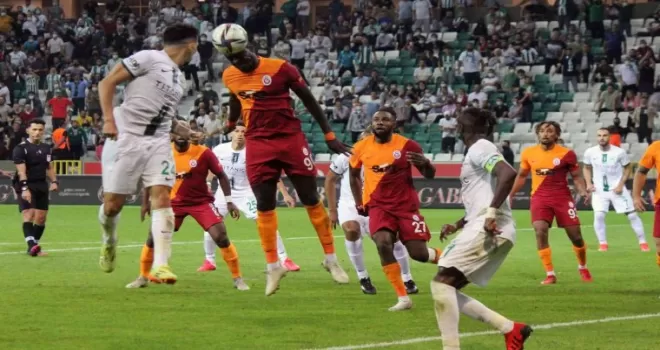 Galatasaray ikinci yarıya Giresunspor maçı ile başlıyor
