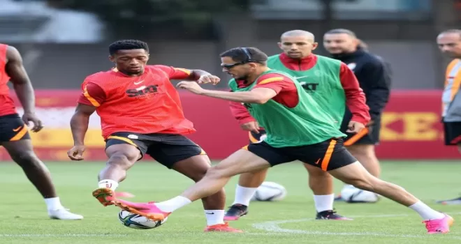 Galatasaray, PSV hazırlıklarına devam etti
