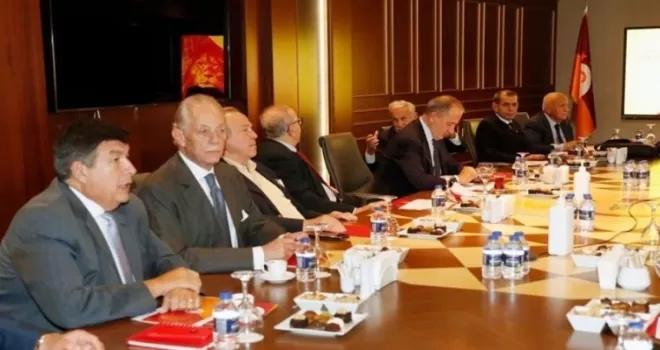 Galatasaray Yüksek İstişare Kurulu ilk kez toplandı
