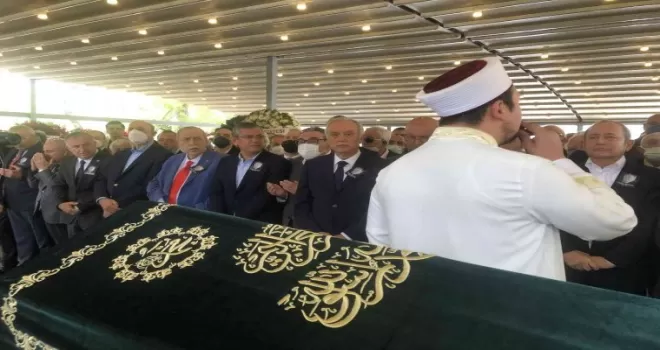 Gazeteci Tufan Türenç son yolculuğuna uğurlandı
