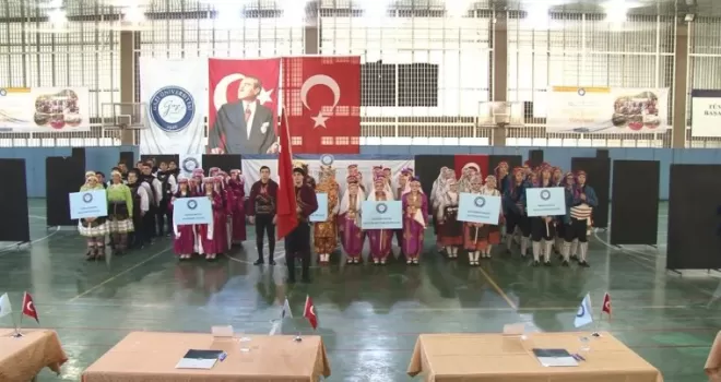 Gazi Üniversitesi’nde halk oyunları yarışması düzenlendi
