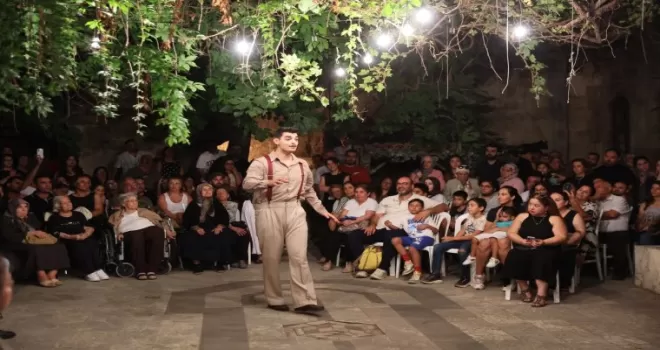 Gaziantep’in tarihi sokaklarında tiyatro rüzgarı
