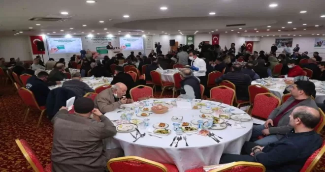 Gaziosmanpaşa’da 5 bin aileye "Bizim Esnaf Alışveriş Kartı” dağıtıldı
