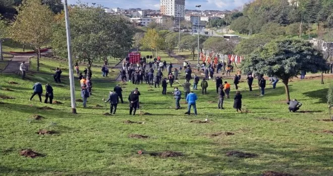 Gaziosmanpaşa’da şehit öğretmenler anısına fidan dikildi
