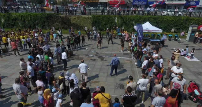Gaziosmanpaşa Meydanı spor merkezine dönüştü
