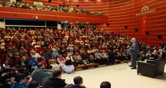 Gebze’de ’Ailenin İçinde Saklı Cennet’ söyleşisine yoğun ilgi