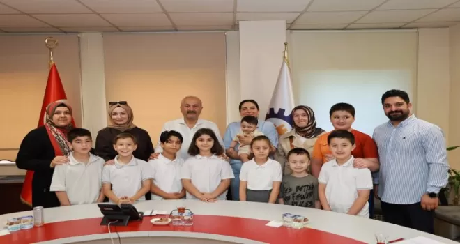 Gebze’de minik öğrencilerden Başkan Büyükgöz’ ziyaret