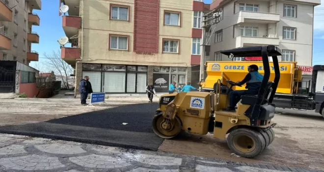 Gebze’de yıpranan yollara anında onarım