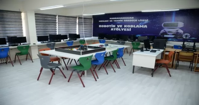 Genç bilim insanlarına robotik ve kodlama atölyesi
