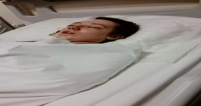 Genç kıza çarpıp kaçan motosikletli güvenlik kamerasında
