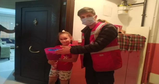 Gençler engelliler için mavi kapak topladı
