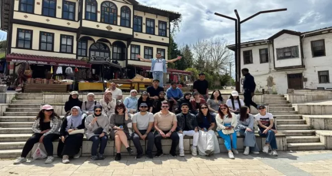 Gençler Sakarya’yı Büyükşehir’le keşfetti