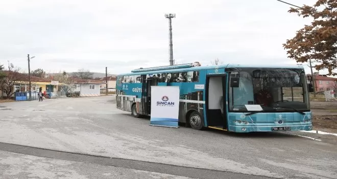 Gezici kütüphane Sincan sokaklarını turlamaya devam ediyor

