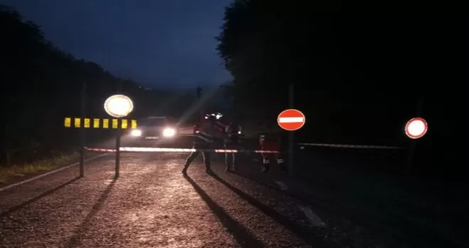 Giresun’da heyelan nedeniyle karayolu ulaşıma kapandı
