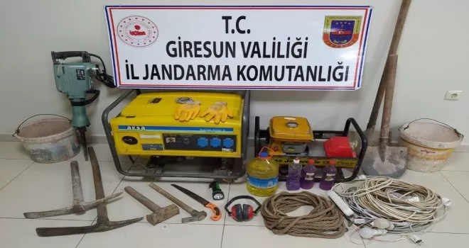 Giresun’da izinsiz kazıya suçüstü
